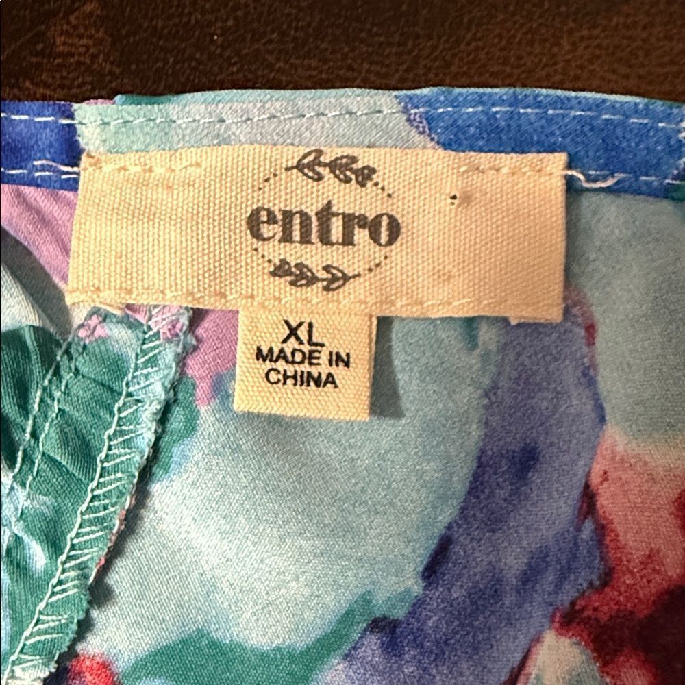 Colorful Abstract Print Blouse - Picture 2 of 8